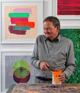 Hans-Peter Haas bei der Arbeit in seinem Atelier. Foto: Jürgen Burkhardt